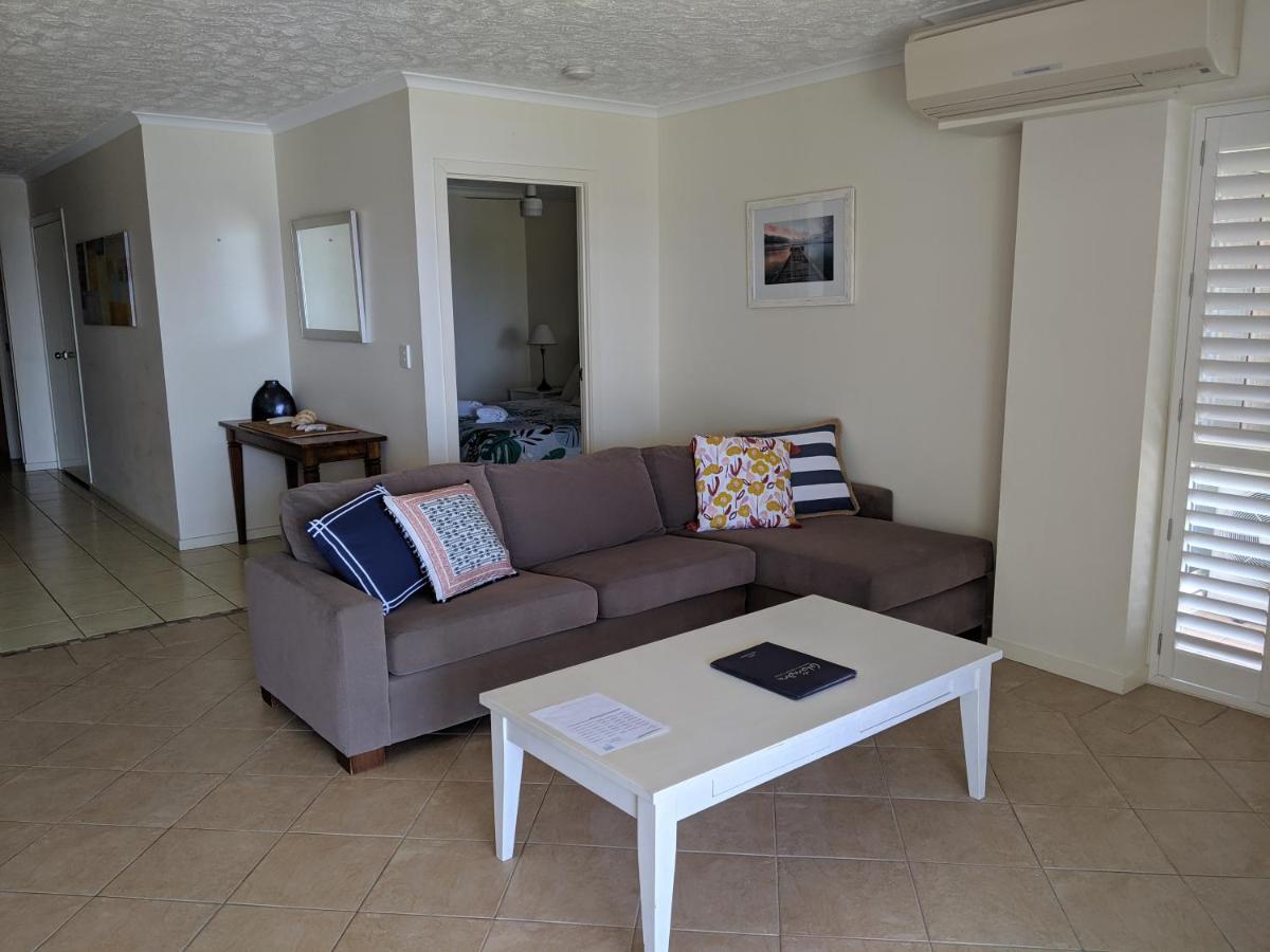 Moorings Beach Resort Caloundra Exterior foto