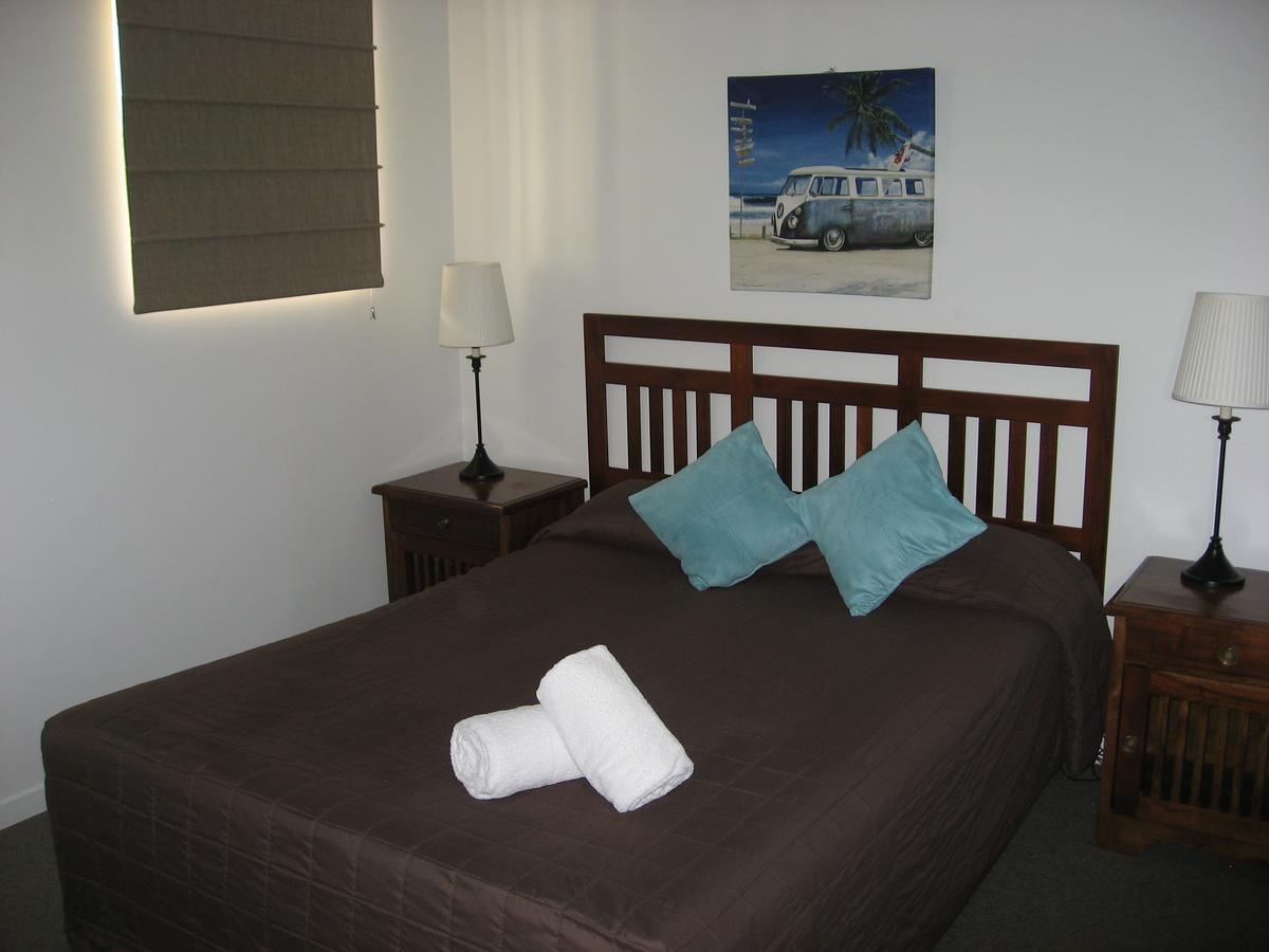 Moorings Beach Resort Caloundra Exterior foto