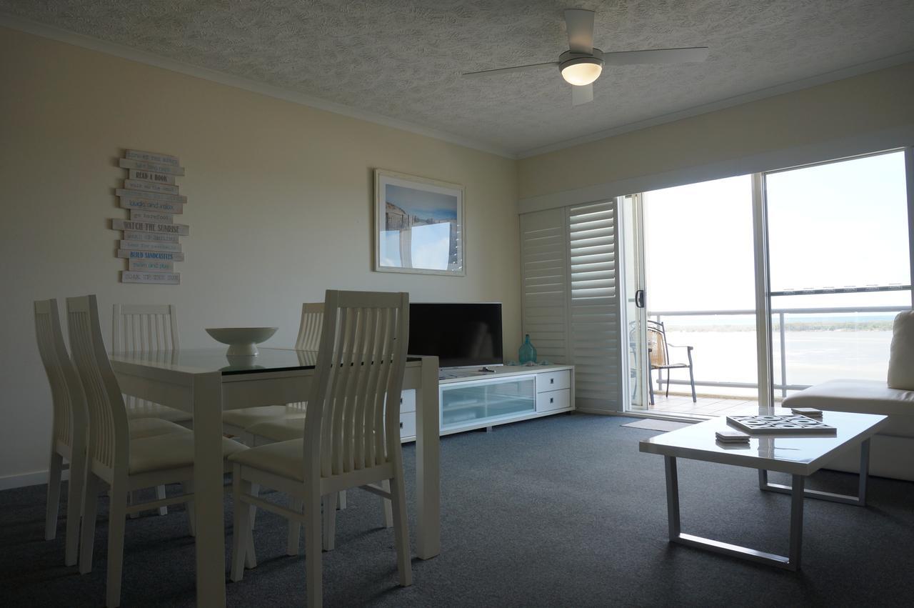 Moorings Beach Resort Caloundra Exterior foto